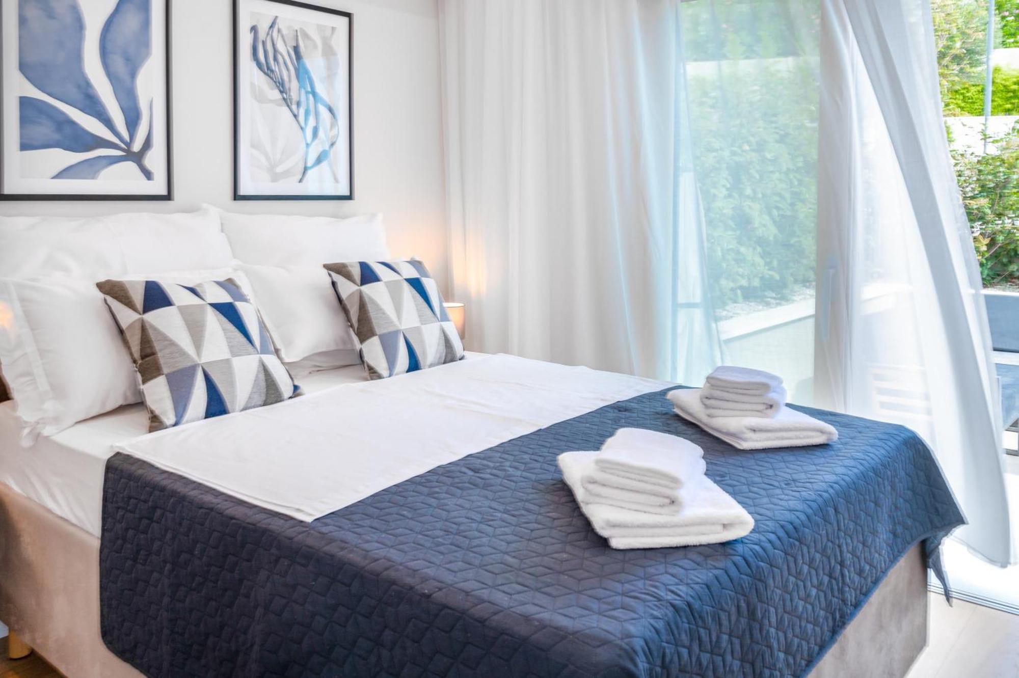 Luxury Adria Sea City & Mountain View Apartment มาคาร์สกา ภายนอก รูปภาพ